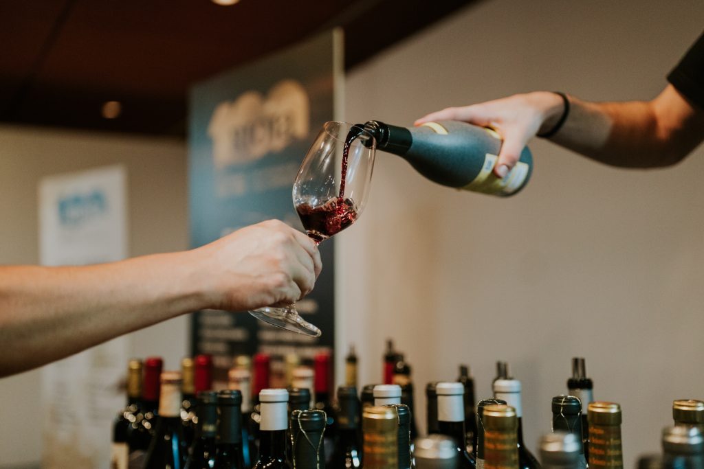 Rioja extiende su Centenario a Bilbao, una ciudad "imprescindible" en la historia de la DOCa