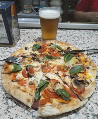 Restaurante Pizzería Vesuvio en Madrid