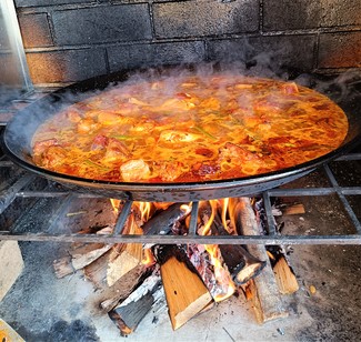Paellita de leña en Ecuador