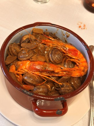 caracoles y gambas