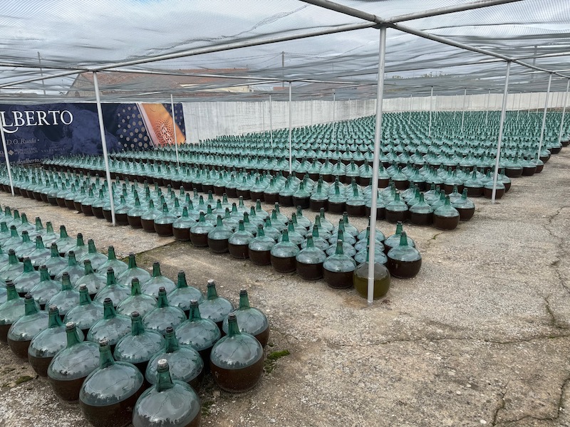 Las Catas Sonoras de Bodegas De Alberto regresan con la vendimia para maridar vino y música