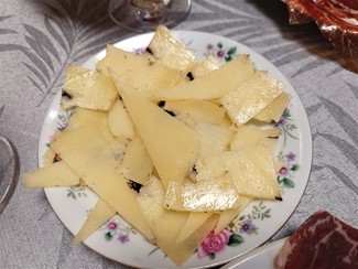 El queso trufado