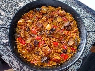 Arroz de costilla y setas variadas
