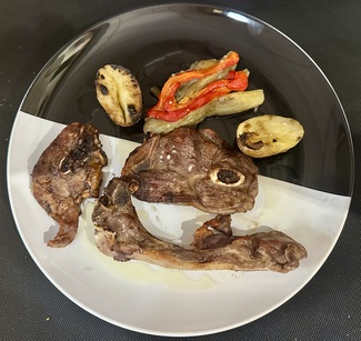 Cordero asado