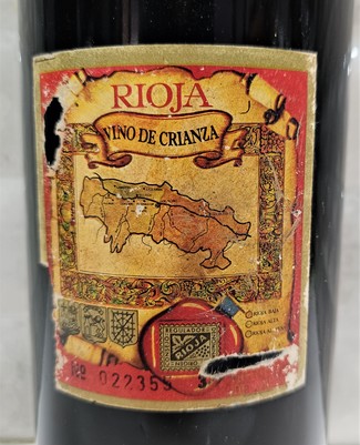 Vino de crianza, ja,ja, 8 años de barrica y 6 en botellero