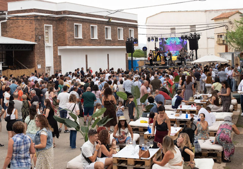 Raíces Ibéricas reúne a cerca de mil de personas en su fiesta de la vendimia