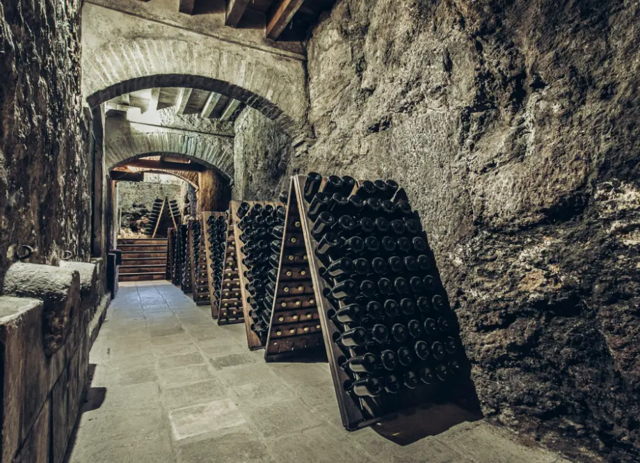 La Comisión Europea reconoce los vinos Tharsys de Requena como DOP