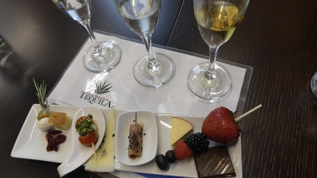 Maridaje de 3 tipos de tequilas y tapas