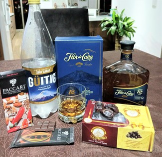 Con un Paccari 60% cacao de chile y unos dátiles de Dubai