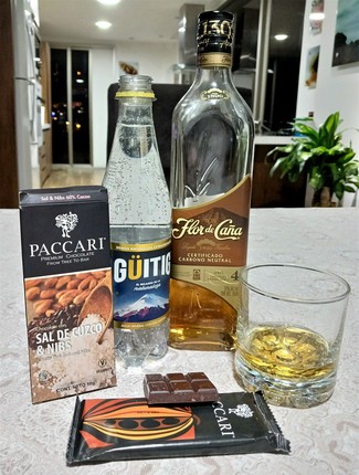 Con un Paccari 60% cacao de sal de Cuzco&Nibs