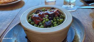 Guisantes del Maresme a la brasa con erizos de mar.