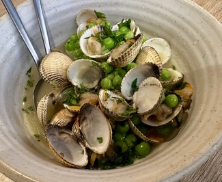 Berberechos con pésoles