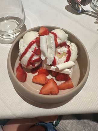 fresas y helado