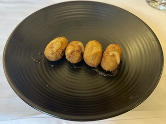 Croquetas de boletus trufadas