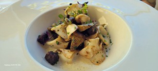 Calamares con alcachofas