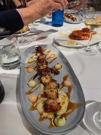 El pulpo no le iba a la zaga.