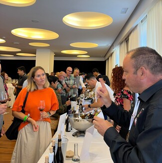 La Experiencia Verema Santa Cruz de Tenerife reúne a profesionales y aficionados en una gran celebración del vino
