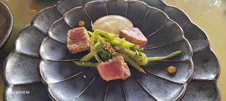 La Huerta : judias ecologicas de la huerta de Barbastro- atun rijo a la parrilla- aguaturmas-yema curada en miso