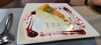 Tarta casera de queso al rio Vero ( Queso de cabra de radiquero)
