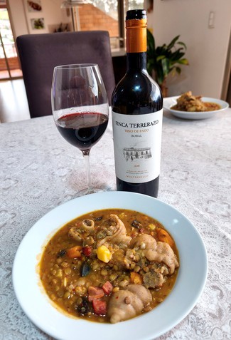Con unas exquisitas lentejas con manitas