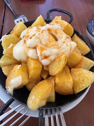 bravas