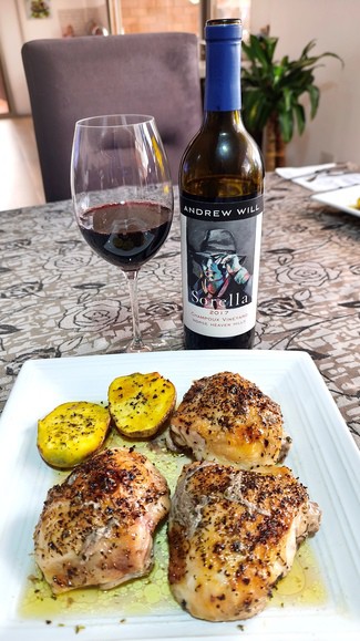 Con on unos contramuslos de pollo de corral en masala y sus papas al horno